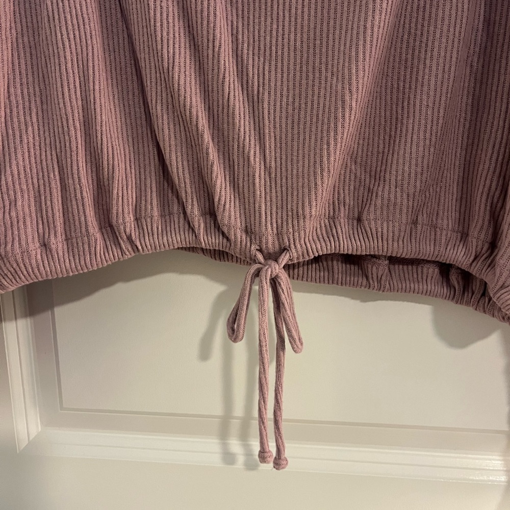 ☺️Express Purple Sweater - Picture 2 of 4